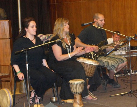 Lea, Franci, Miki / zenekar 2011.